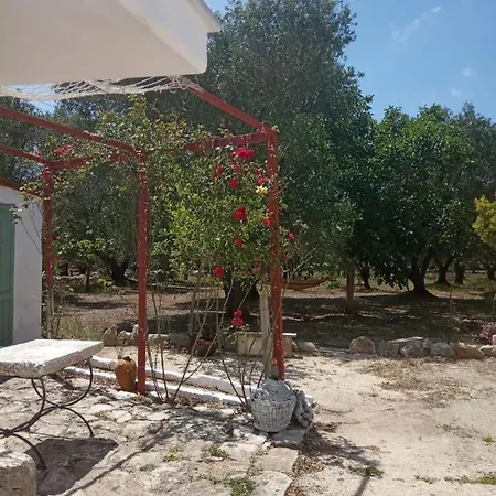 Ferienhaus I Trulli E Lamie Di Nonno Angelo Ostuni